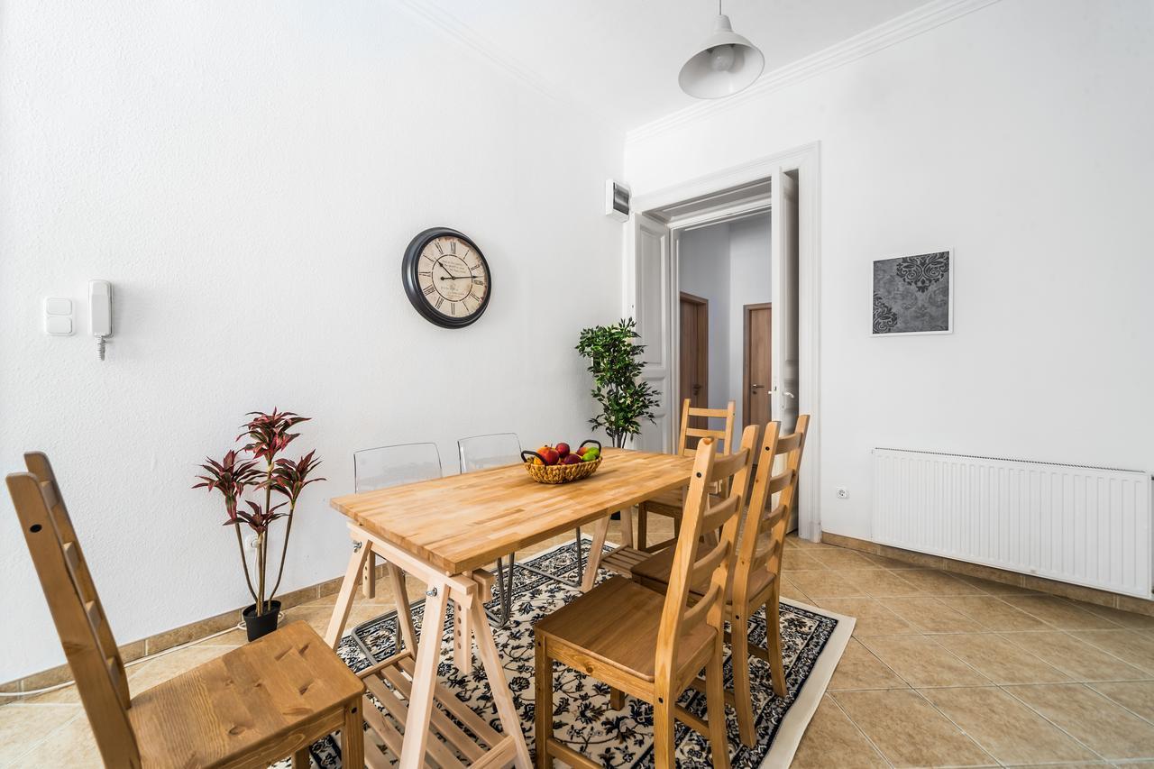 Nyár 3 Bedroom Centre Entire * Budapest