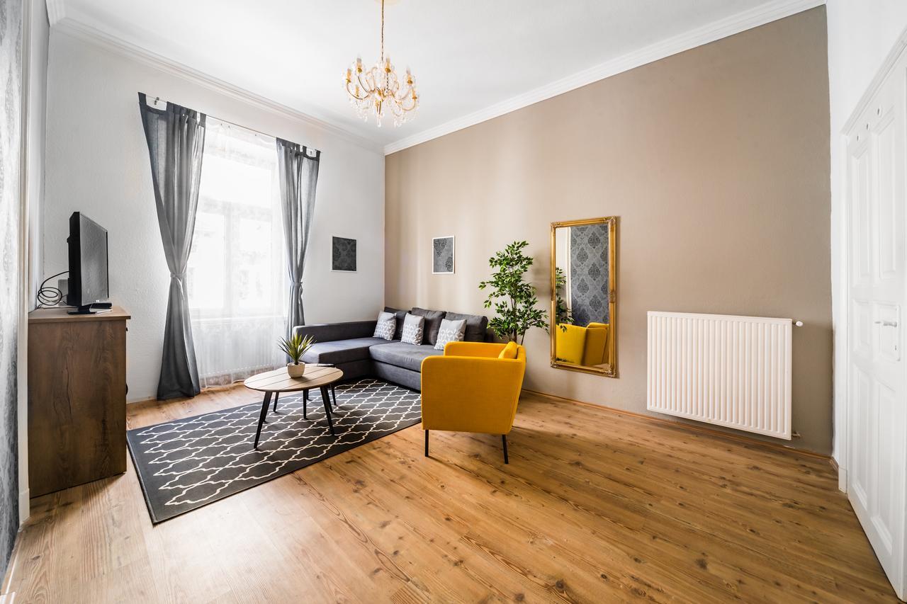 Nyar 3 Bedroom Centre Entire * Budapeste